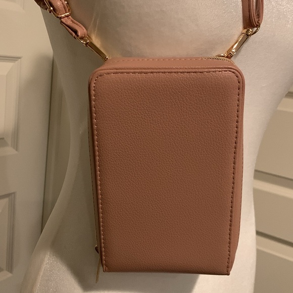 Women’s Soft Pink Crossbody Purse - New Without Tags - Picture 2 of 16